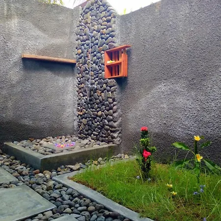 Edelweiss Homestay Kuta  Exterior photo
